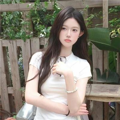 霸气女销售封面